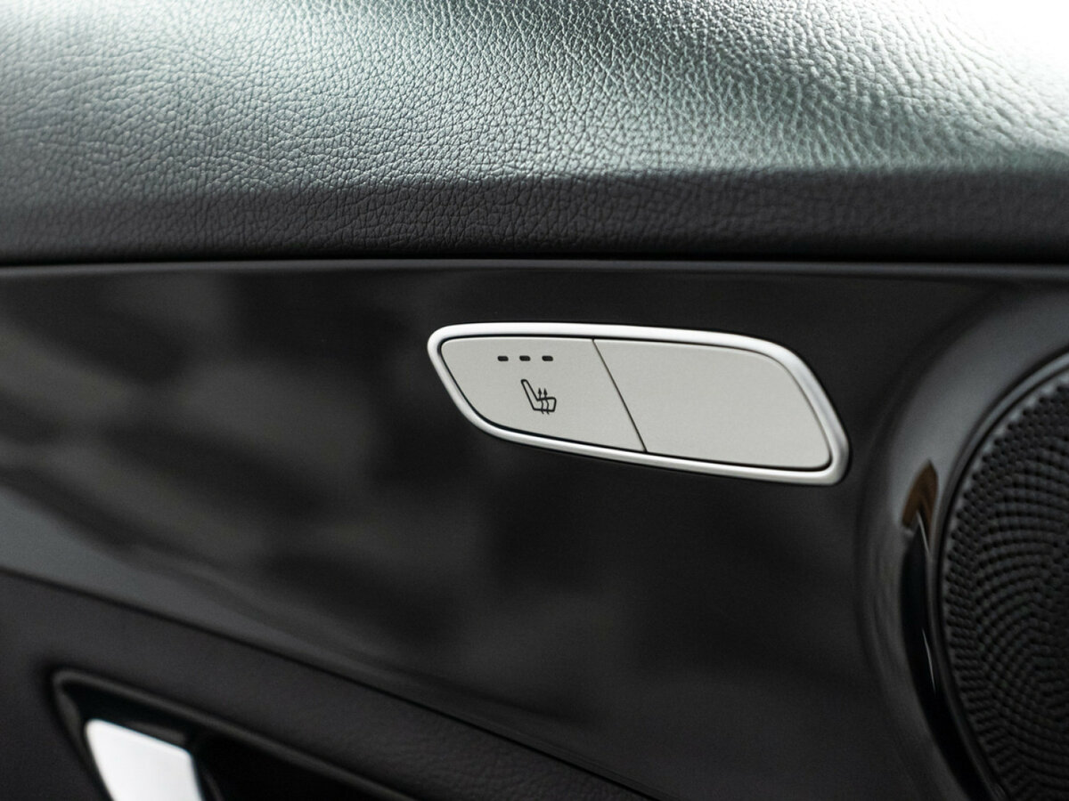 Mercedes-Benz C-Класс б/у, 2018, Автоматическая. Фото: #16