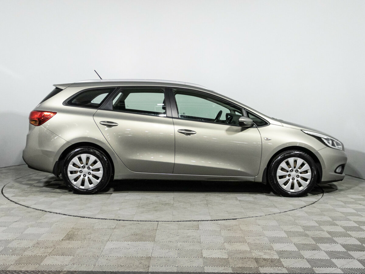 Киа Сид б/у, 2012, Автоматическая. Фото: #3