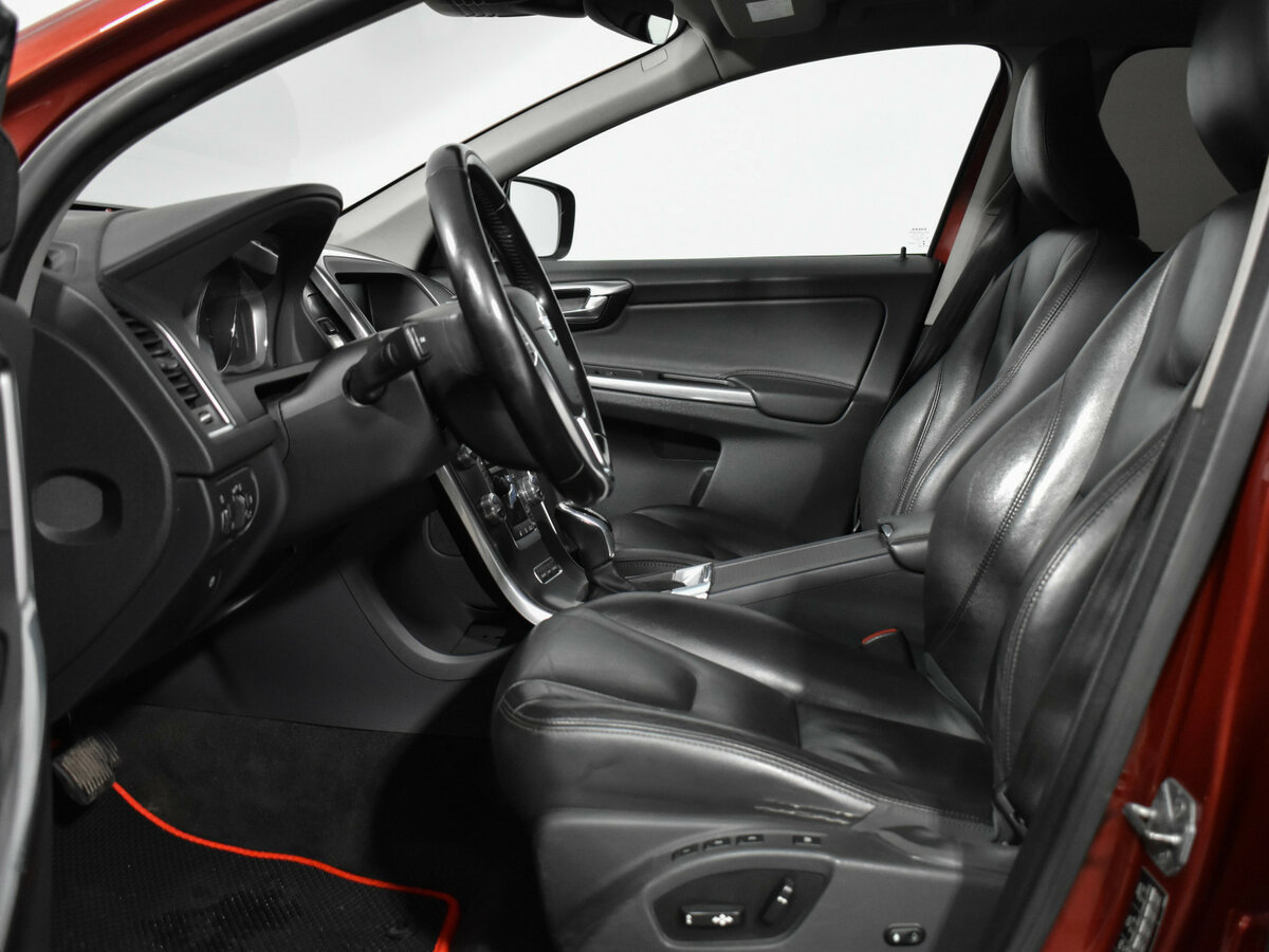 Volvo XC60 б/у, 2015, Автоматическая. Фото: #9