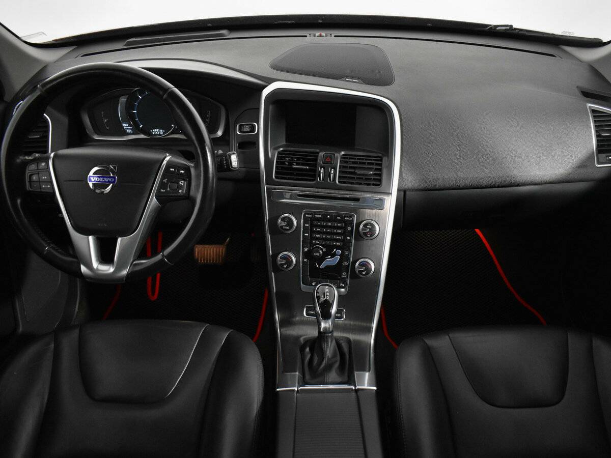 Volvo XC60 б/у, 2015, Автоматическая. Фото: #12