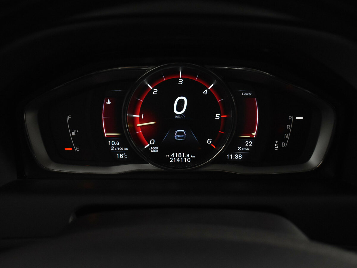 Volvo XC60 б/у, 2015, Автоматическая. Фото: #17