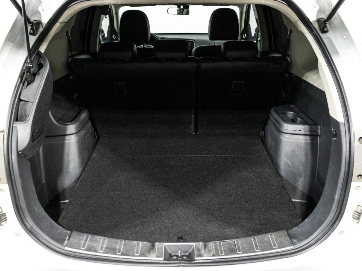 Mitsubishi Outlander б/у, 2014, Автоматическая. Фото: #13