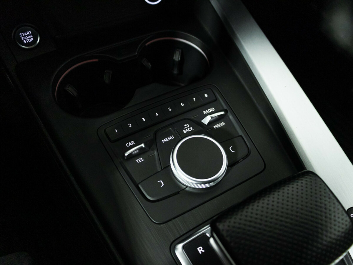 Audi A4 б/у, 2016, Роботизированная. Фото: #15