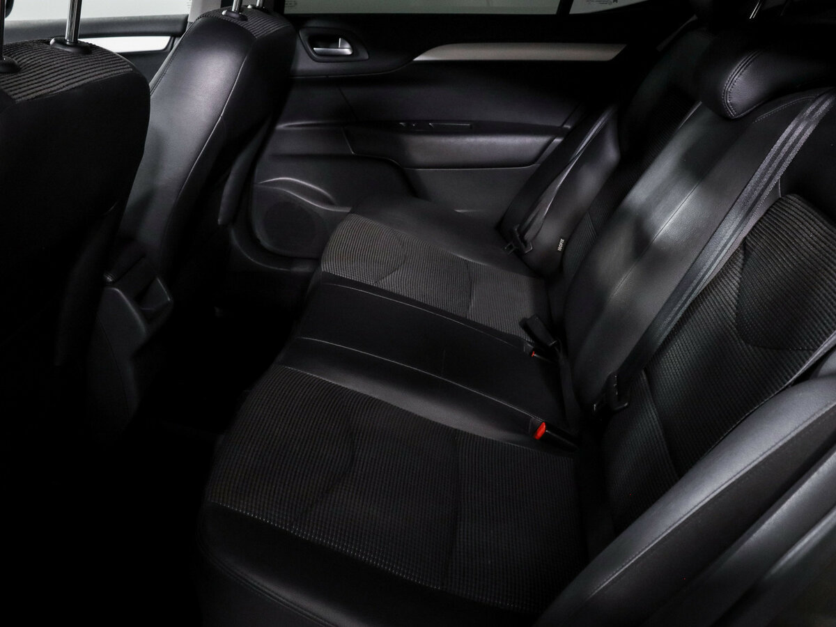 Ситроен Ц4 б/у, 2016, Автоматическая. Фото: #7