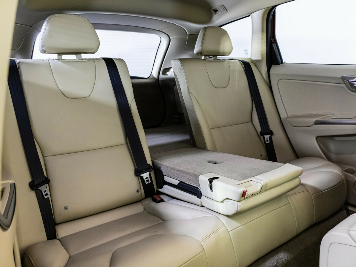 Volvo XC60 б/у, 2014, Автоматическая. Фото: #16