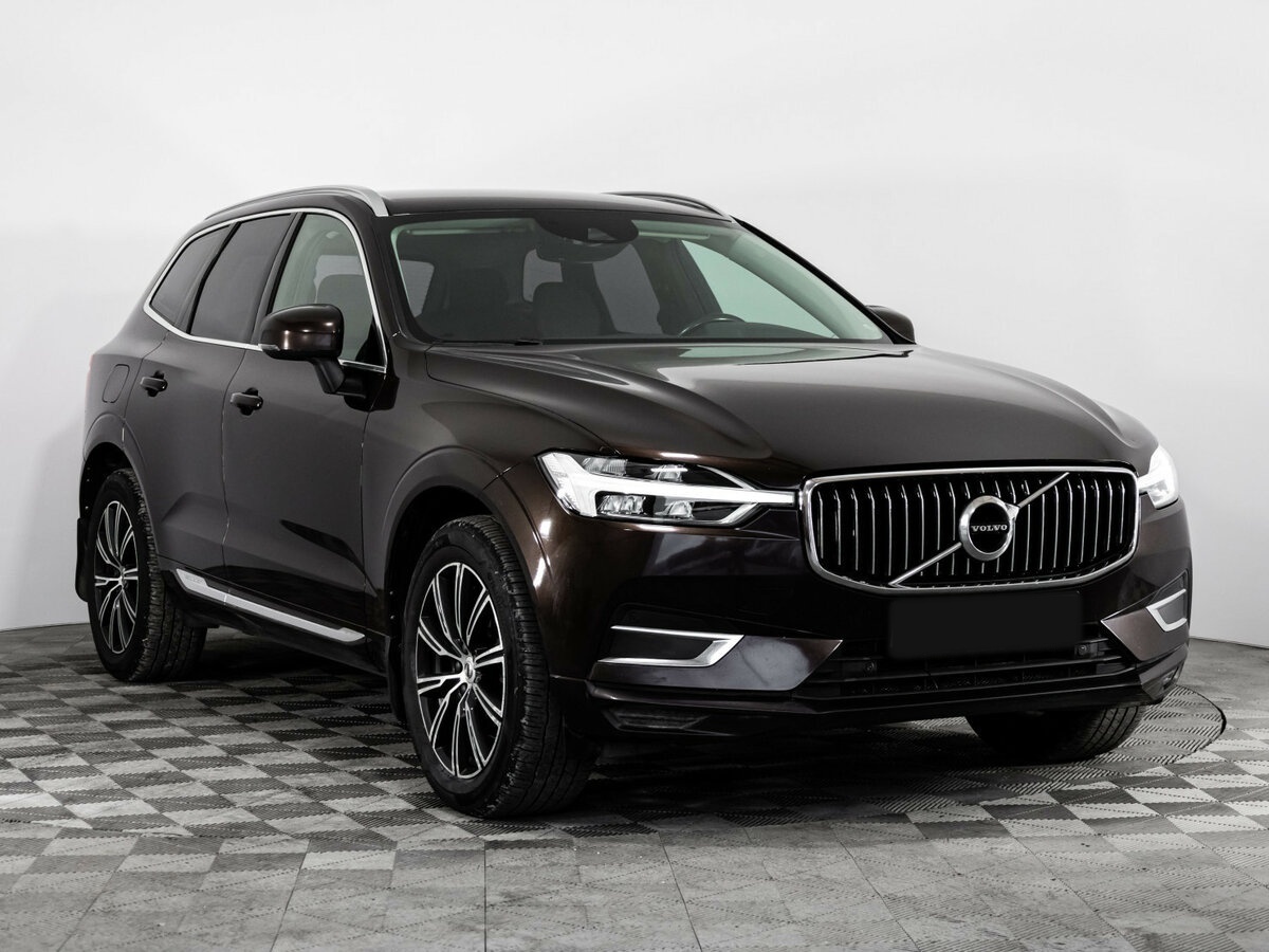 Volvo XC60 б/у, 2019, Автоматическая. Фото: #2