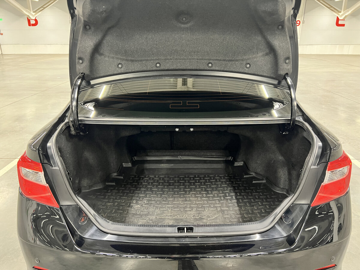 Toyota Camry б/у, 2013, Автоматическая. Фото: #9