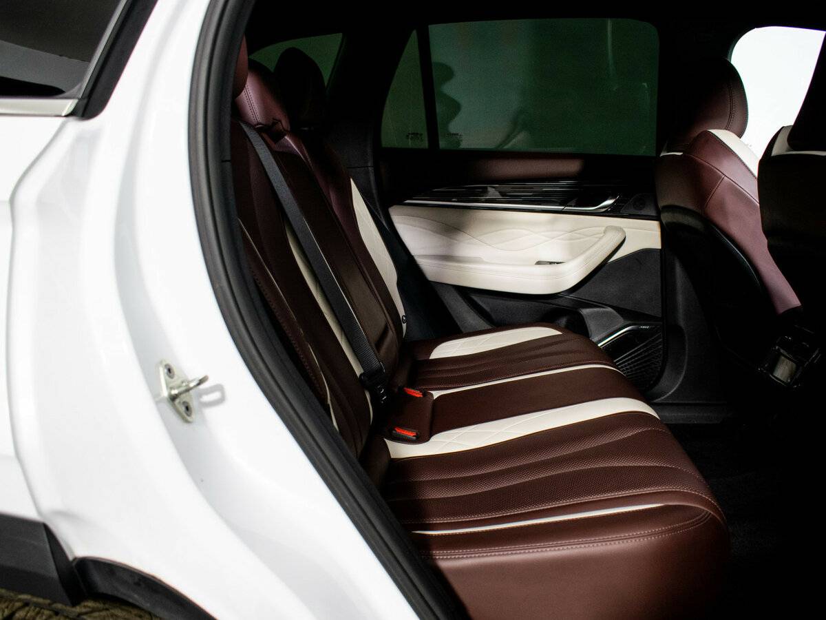 Geely Monjaro б/у, 2023, Автоматическая. Фото: #11