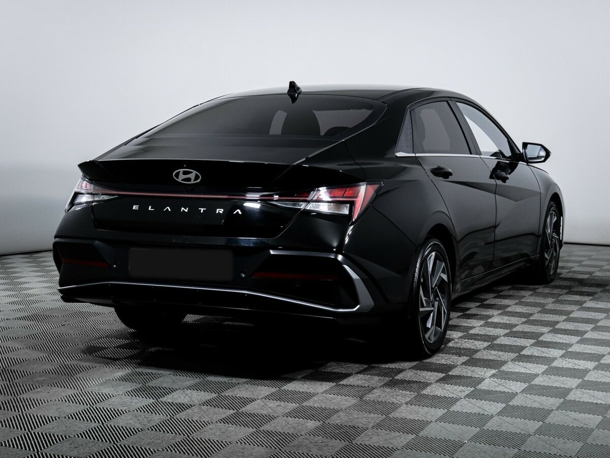Хендай Елантра б/у, 2023, Вариатор. Фото: #3