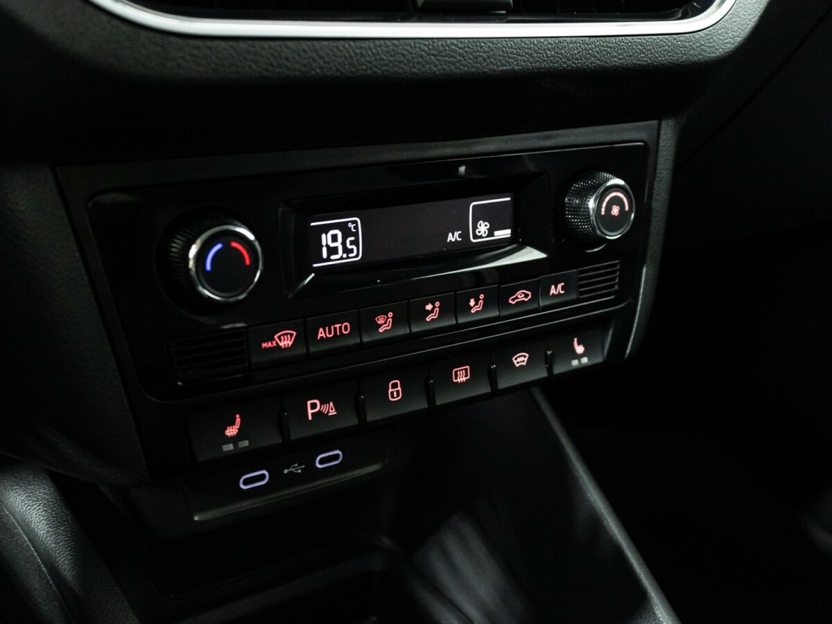 Фольксваген Поло б/у, 2020, Роботизированная. Фото: #16