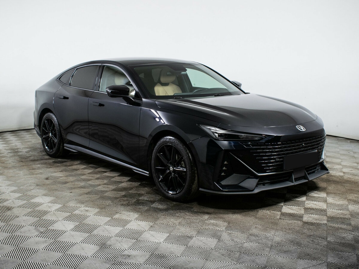 Changan UNI-V б/у, 2022, Роботизированная. Фото: #2