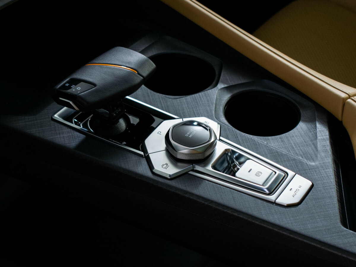 Changan UNI-V б/у, 2022, Роботизированная. Фото: #16