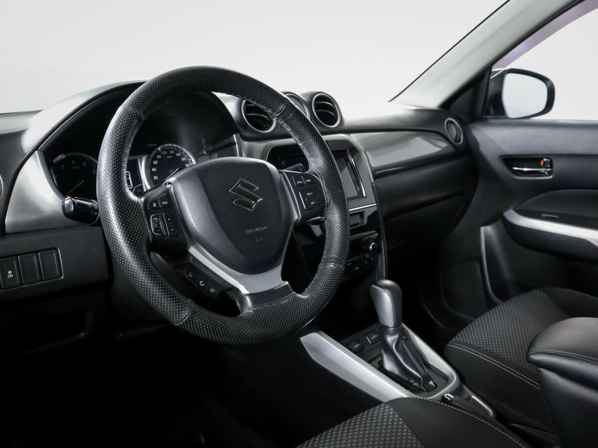 Suzuki Vitara б/у, 2016, Автоматическая. Фото: #10