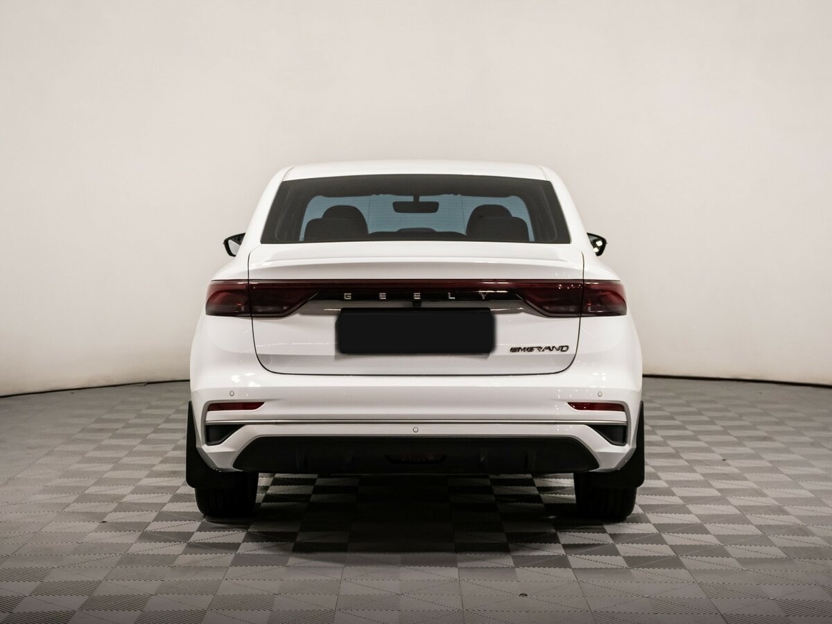 Джили Эмгранд б/у, 2023, Автоматическая. Фото: #4