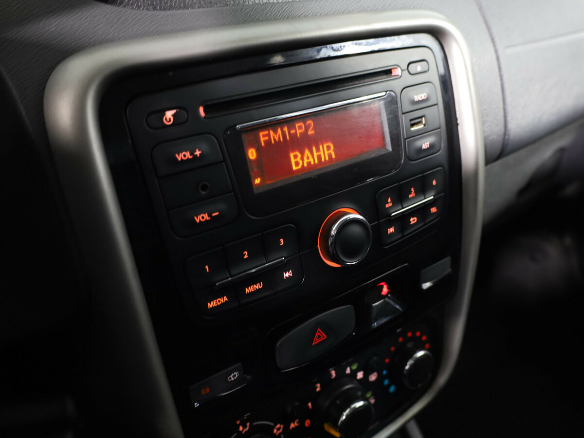 Renault Duster б/у, 2014, Механическая. Фото: #21