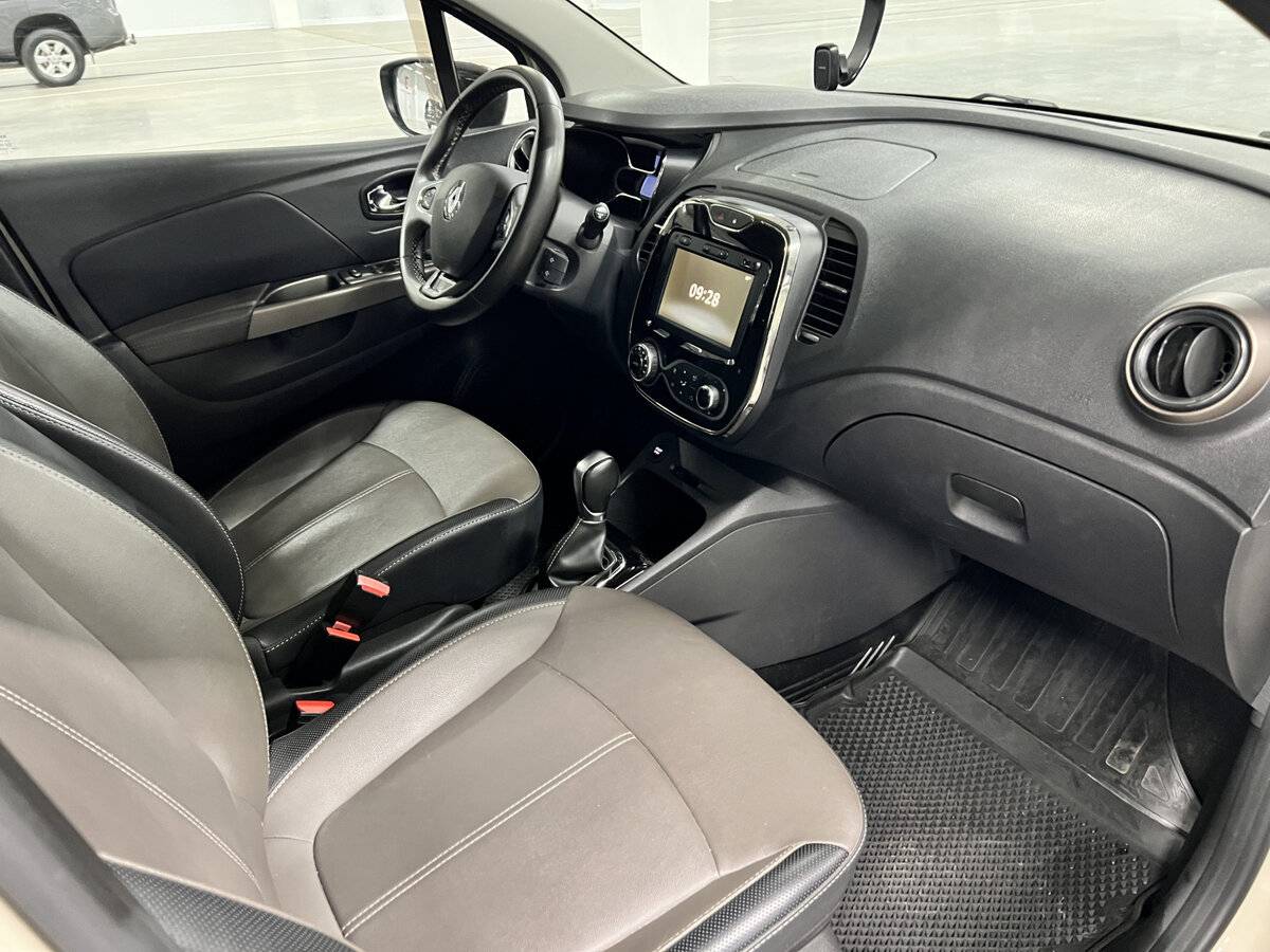 Renault Kaptur б/у, 2019, Автоматическая. Фото: #10