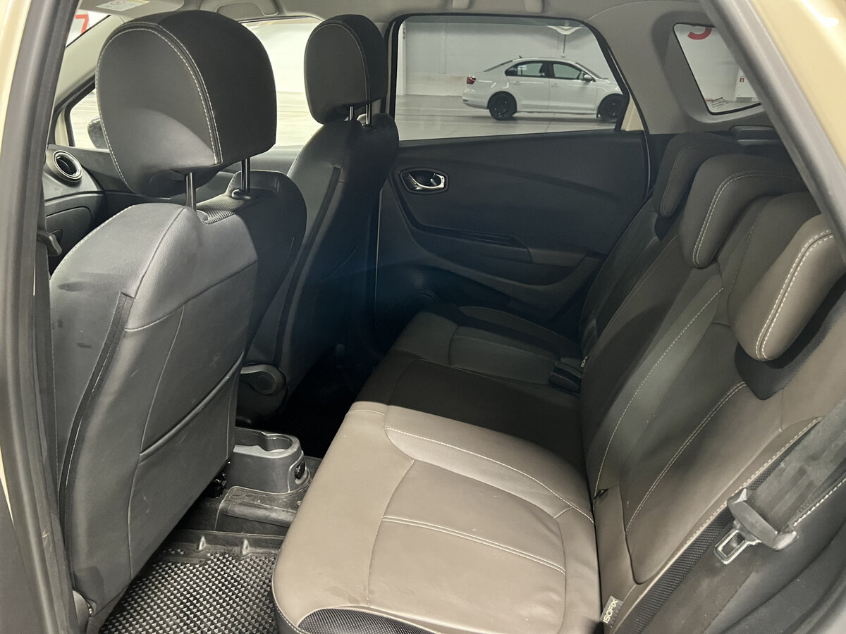 Renault Kaptur б/у, 2019, Автоматическая. Фото: #11