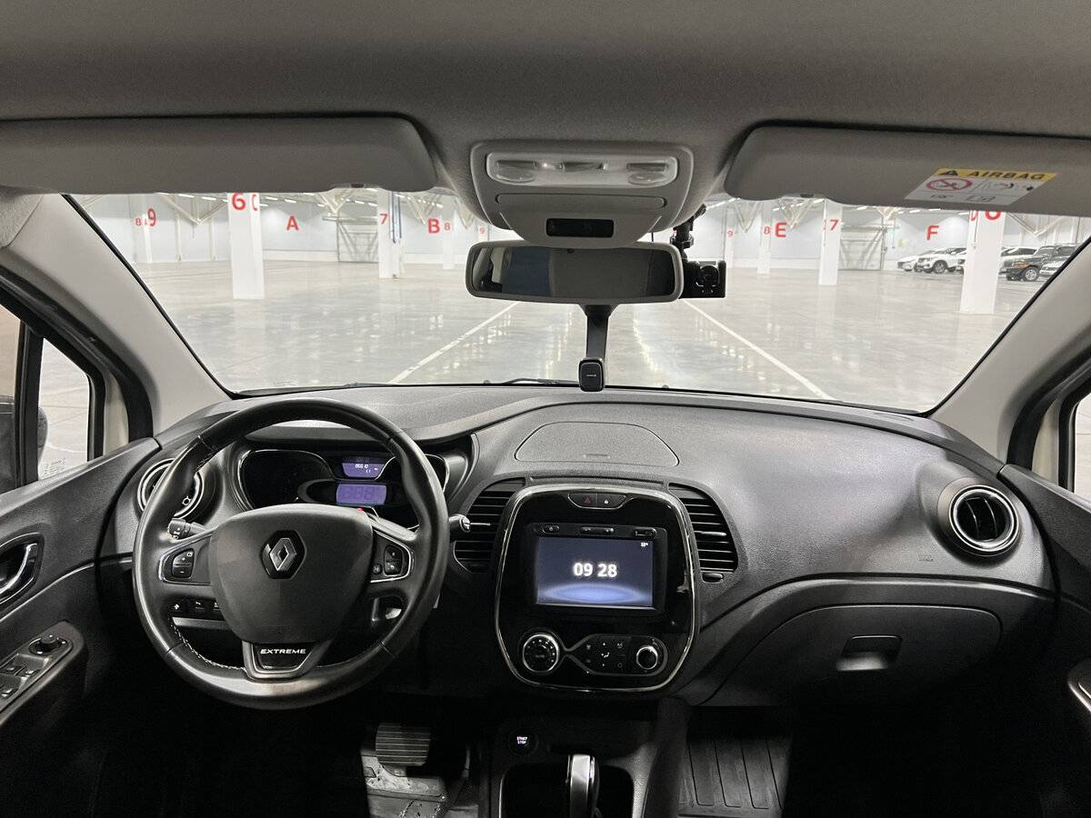 Renault Kaptur б/у, 2019, Автоматическая. Фото: #13