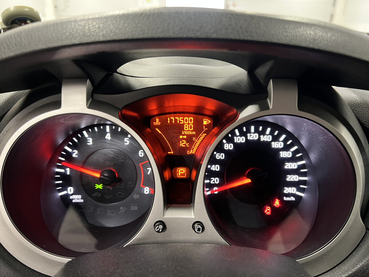 Nissan Juke б/у, 2012, Вариатор. Фото: #10