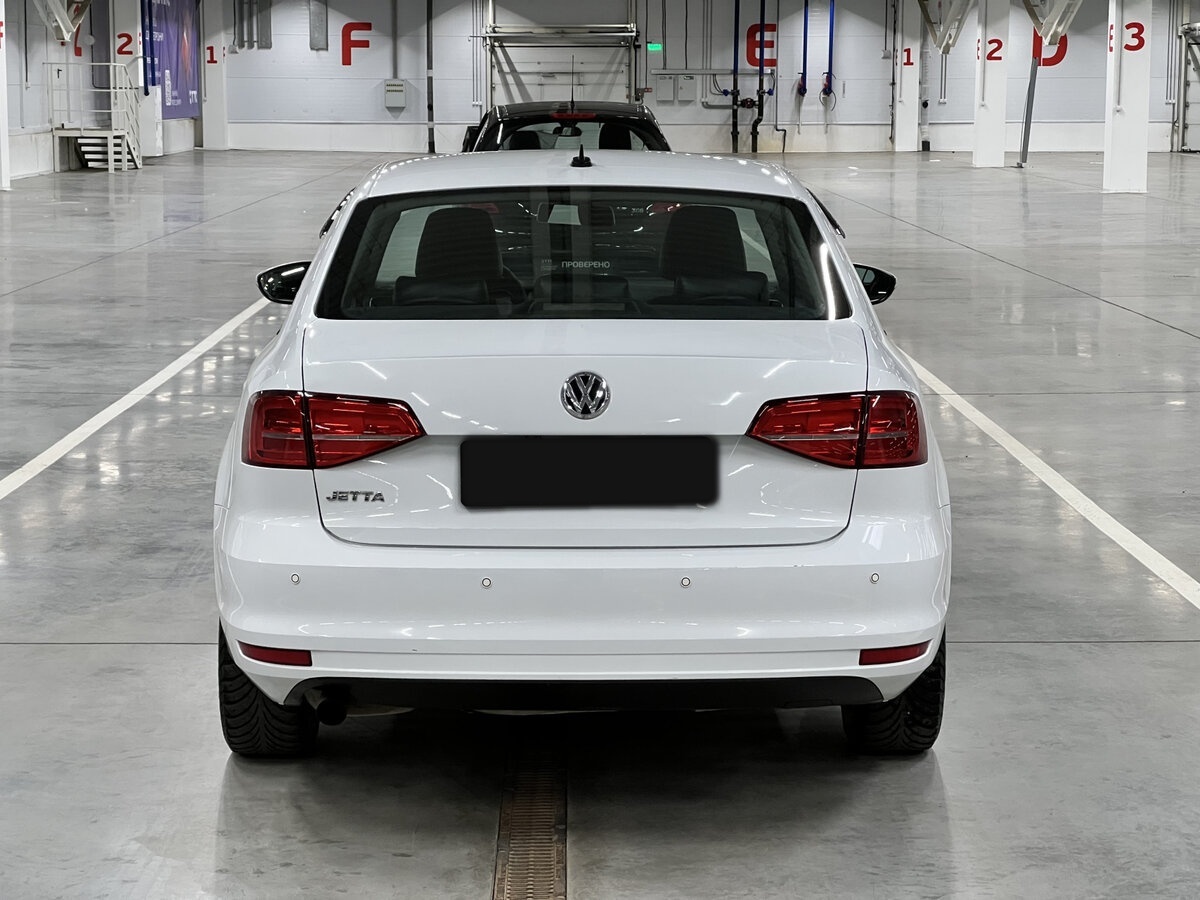 Volkswagen Jetta б/у, 2016, Механическая. Фото: #5