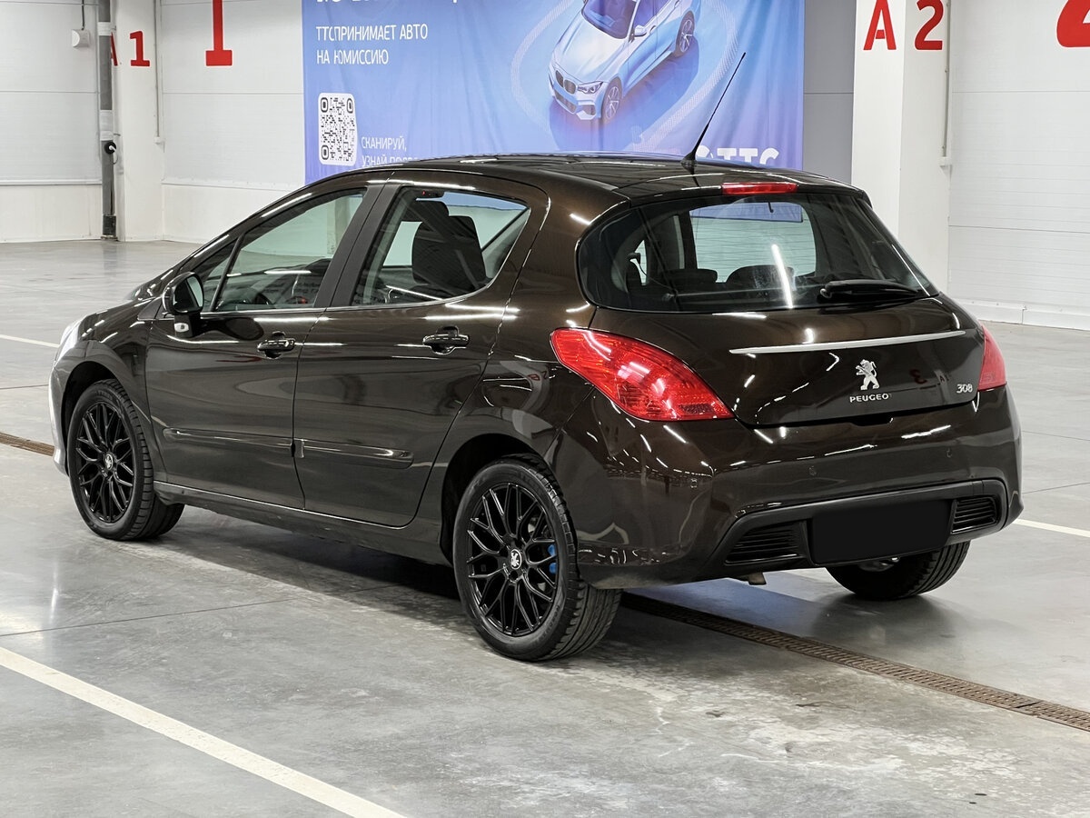 Peugeot 308 б/у, 2012, Механическая. Фото: #6