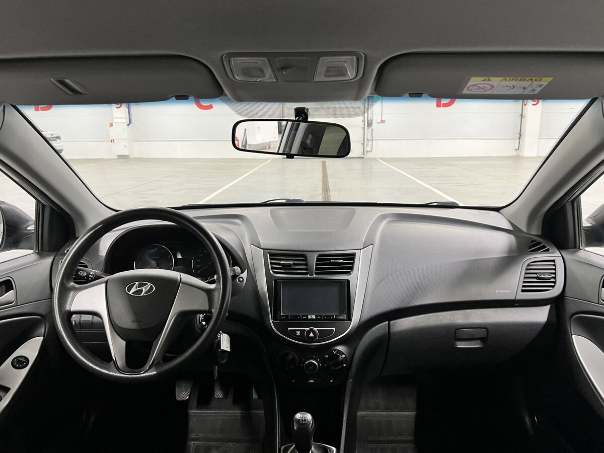 Hyundai Solaris б/у, 2015, Механическая. Фото: #13