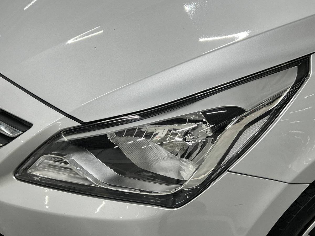 Hyundai Solaris б/у, 2015, Механическая. Фото: #15