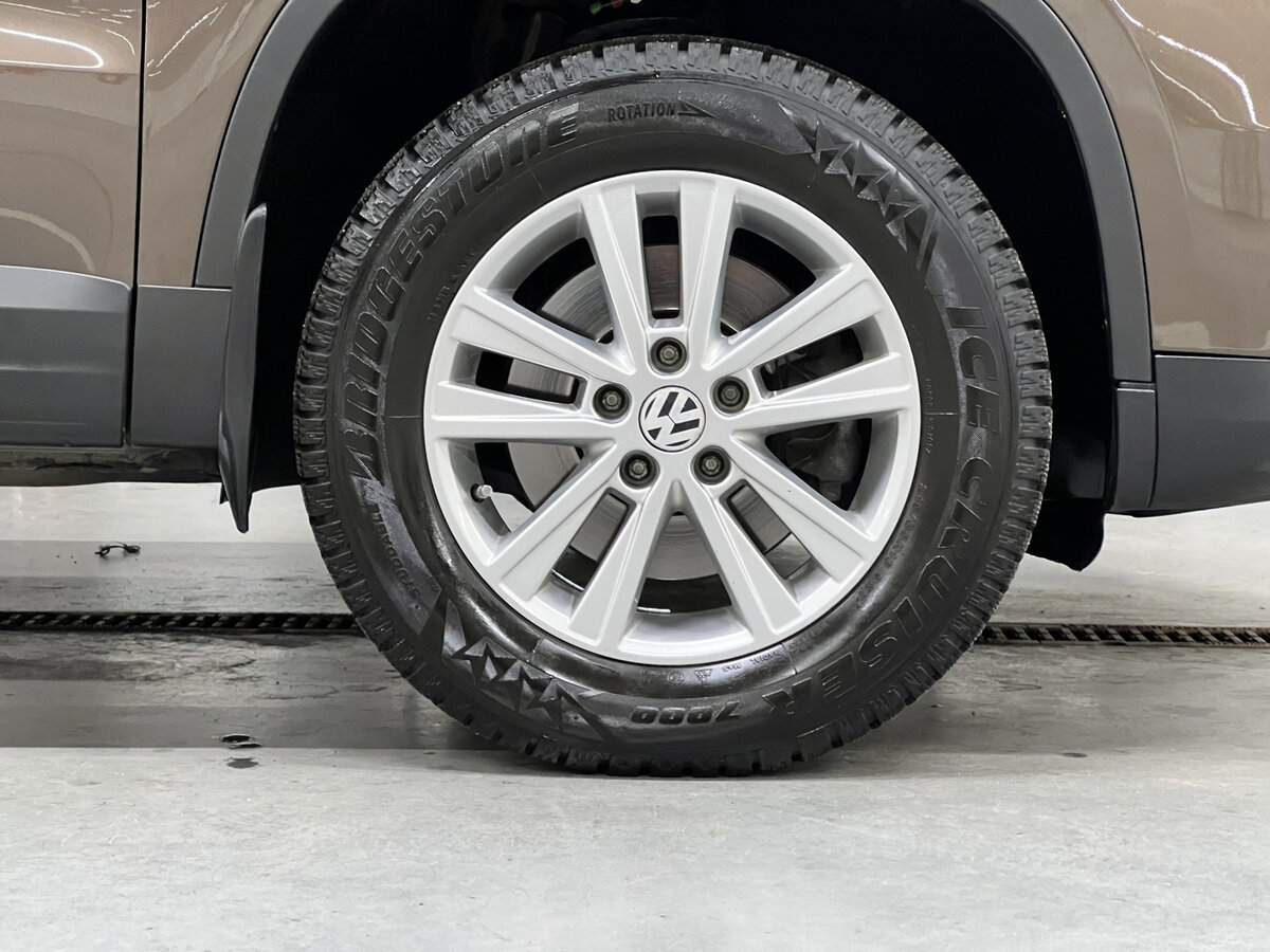 Volkswagen Tiguan б/у, 2014, Механическая. Фото: #17