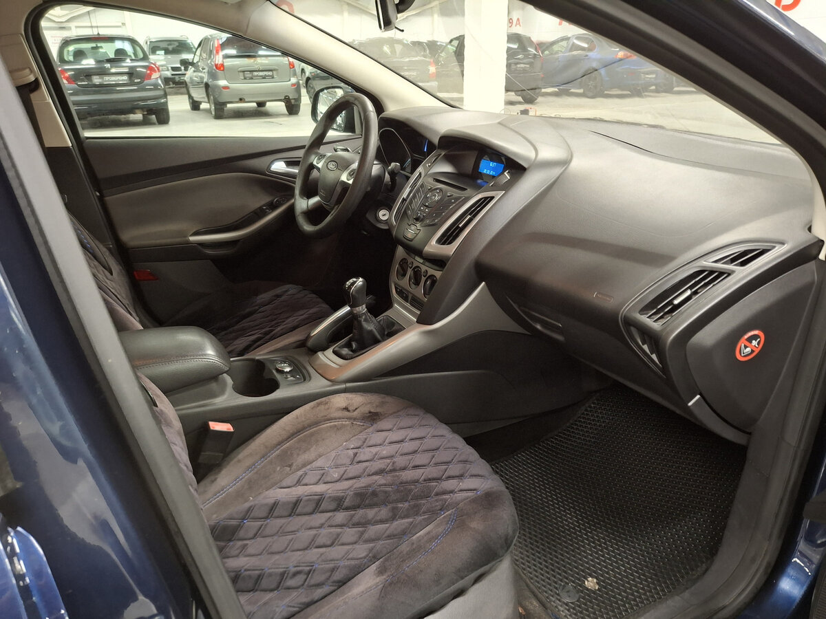 Ford Focus б/у, 2012, Механическая. Фото: #10