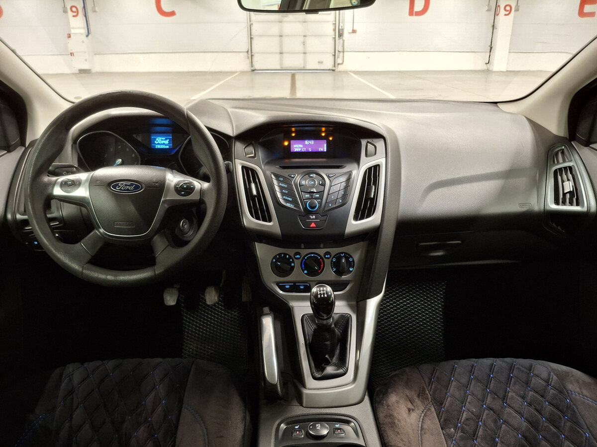 Ford Focus б/у, 2012, Механическая. Фото: #13