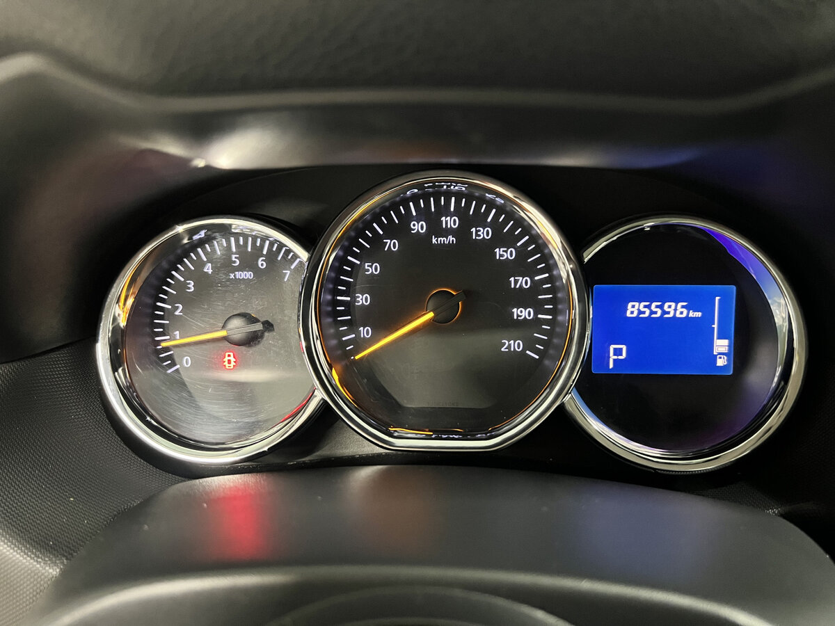 Renault Duster б/у, 2016, Автоматическая. Фото: #11