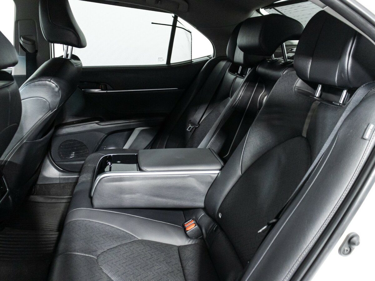 Тойота Камри б/у, 2021, Автоматическая. Фото: #8