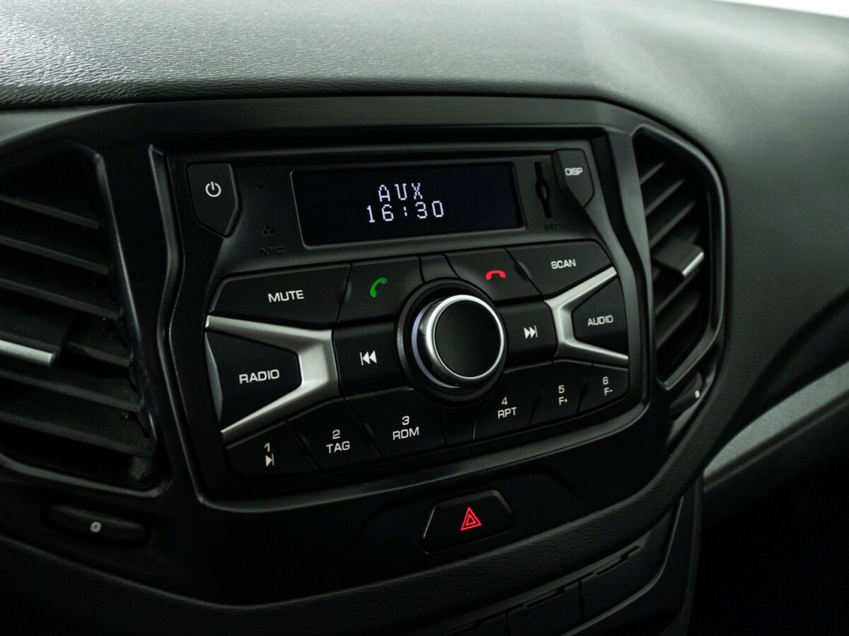 Лада (ВАЗ) Веста б/у, 2020, Механическая. Фото: #13