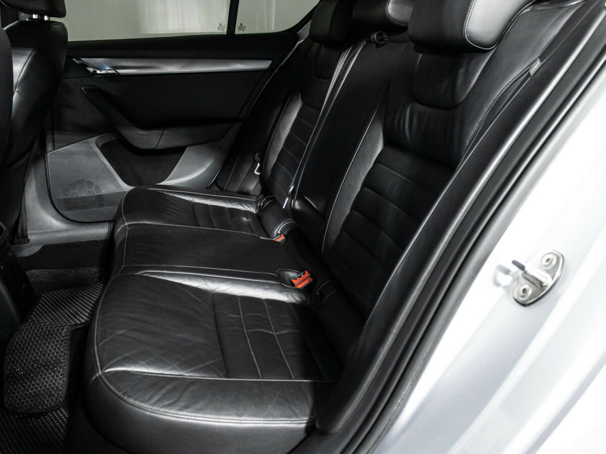 Шкода Октавия б/у, 2013, Роботизированная. Фото: #8