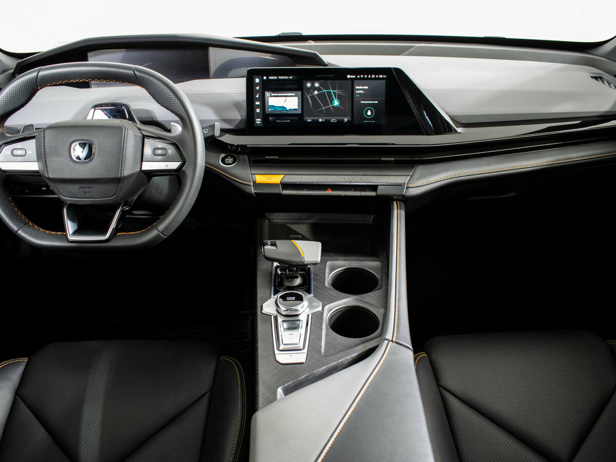 Changan UNI-V б/у, 2023, Роботизированная. Фото: #11