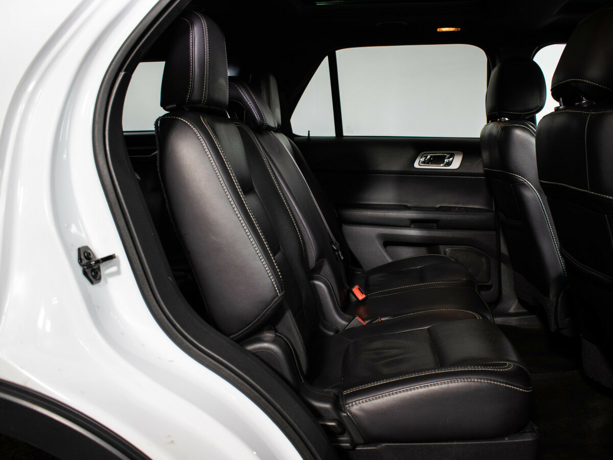 Ford Explorer б/у, 2013, Автоматическая. Фото: #10