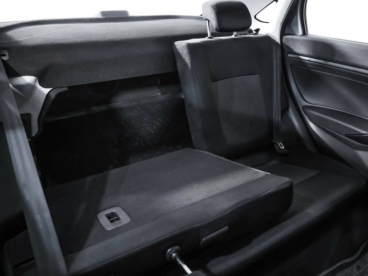 Лада (ВАЗ) Веста б/у, 2018, Механическая. Фото: #19