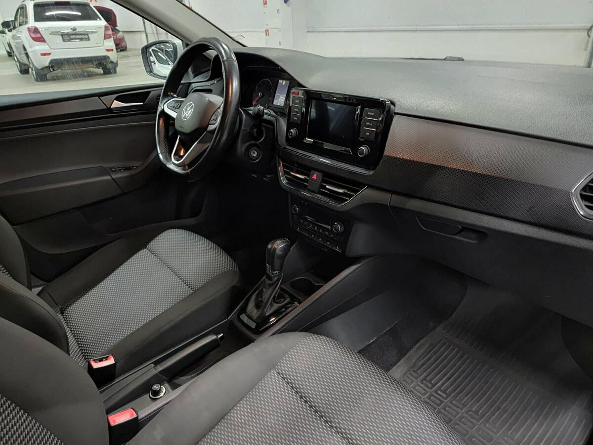 Volkswagen Polo б/у, 2021, Автоматическая. Фото: #10