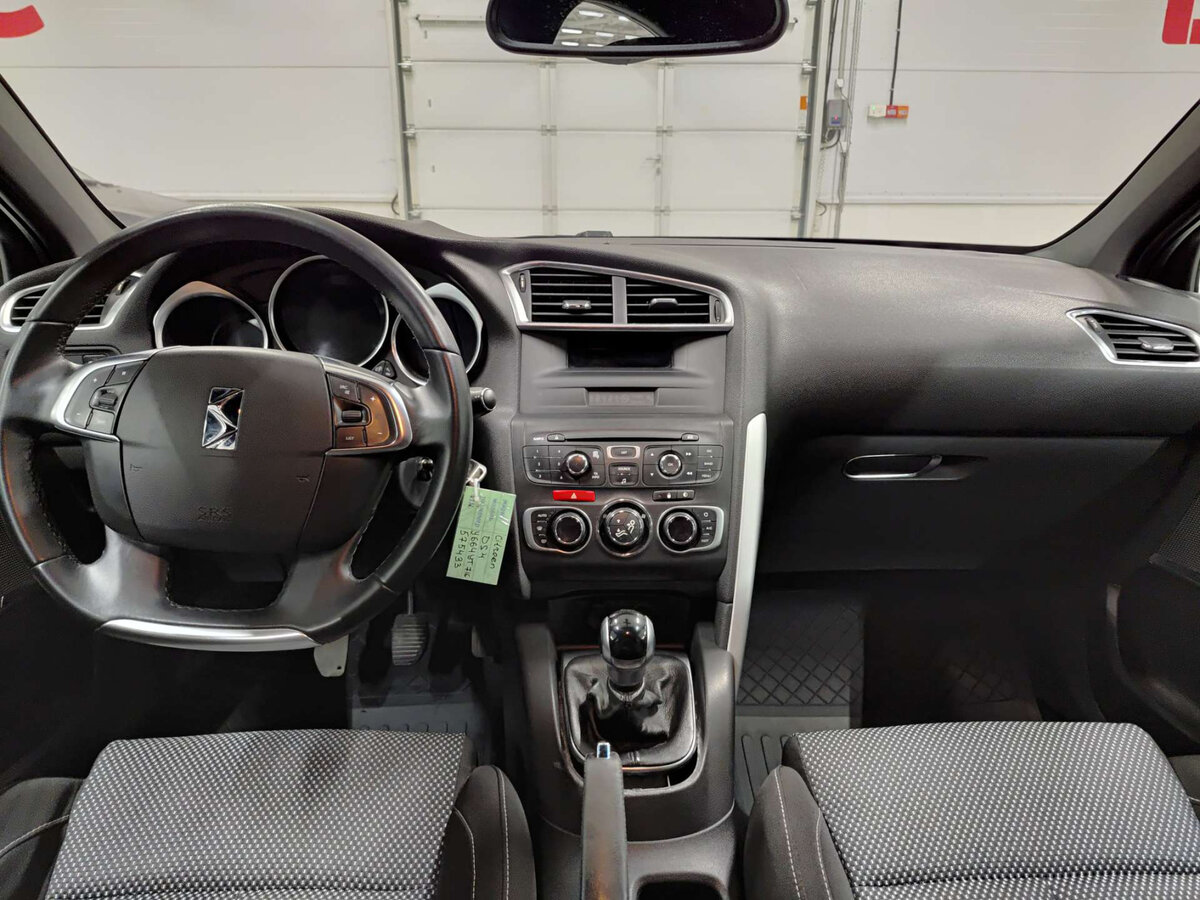Citroen DS4 б/у, 2012, Механическая. Фото: #13