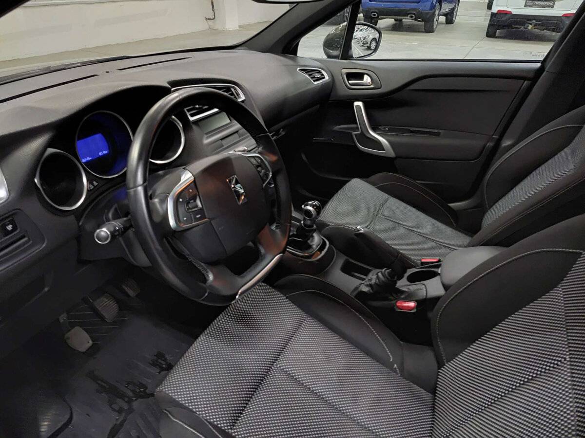 Citroen DS4 б/у, 2012, Механическая. Фото: #14