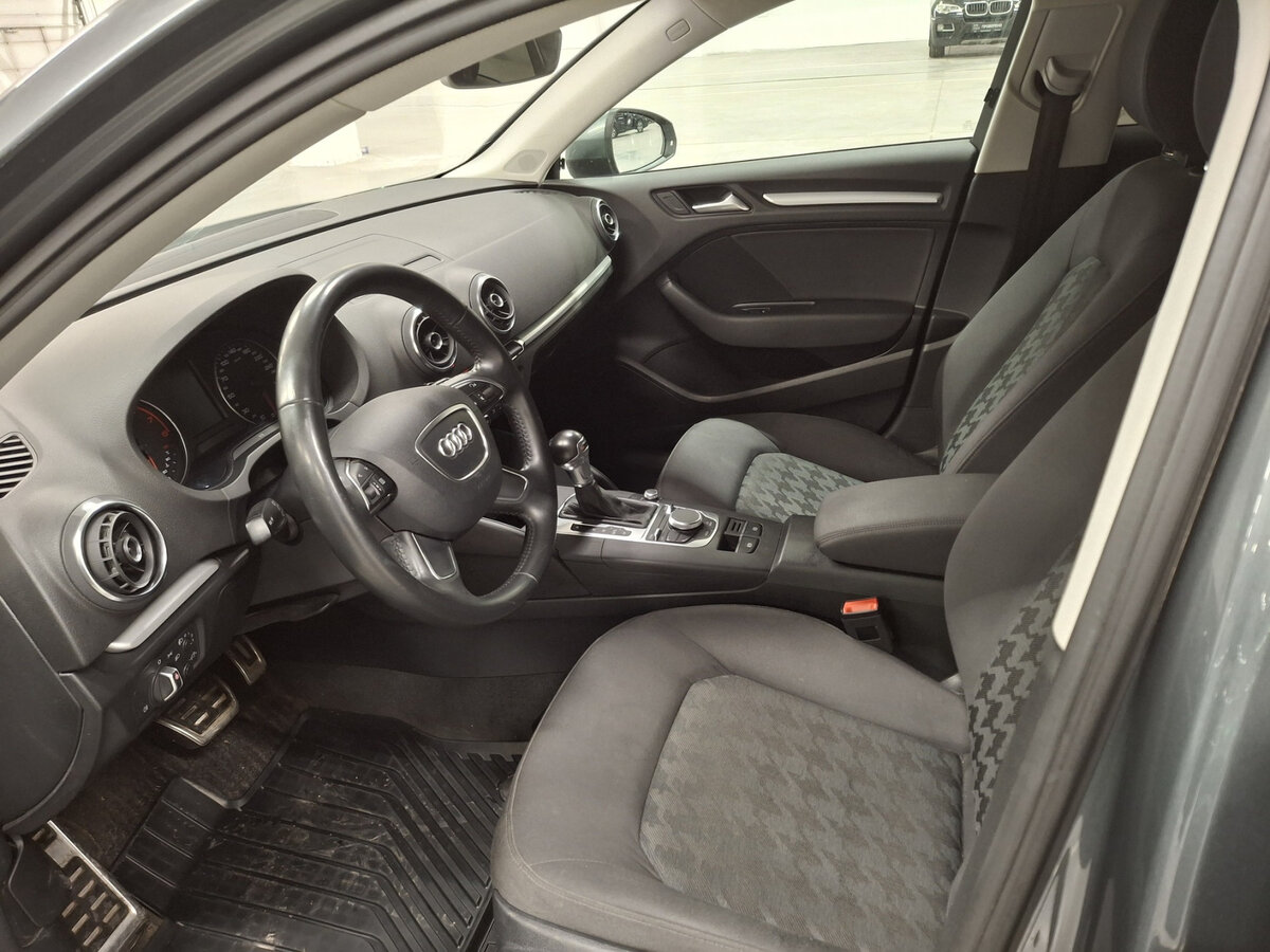 Audi A3 б/у, 2016, Роботизированная. Фото: #15