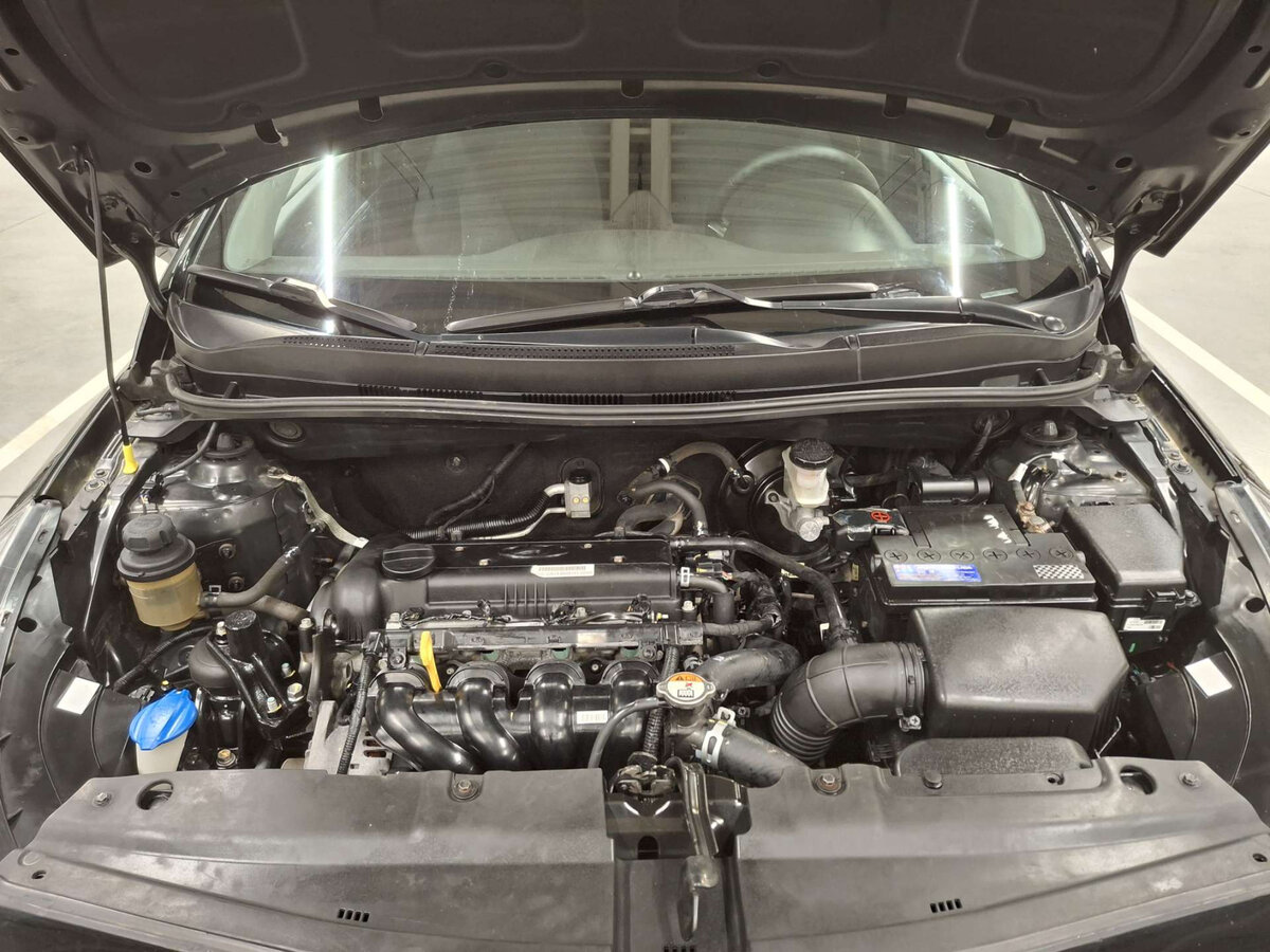 Hyundai Solaris б/у, 2016, Механическая. Фото: #8