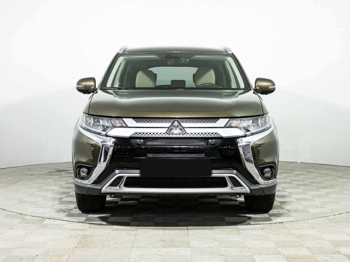 Mitsubishi Outlander б/у, 2020, Вариатор. Фото: #1