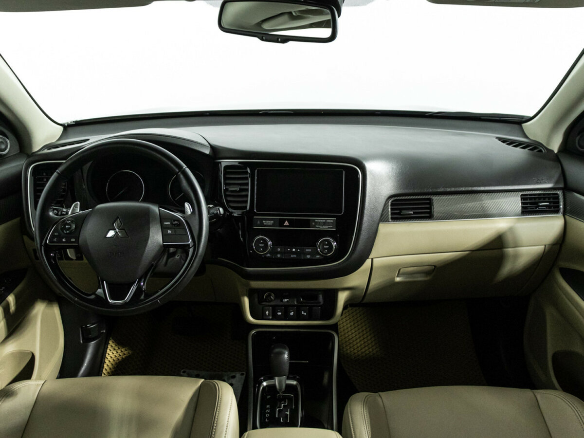 Mitsubishi Outlander б/у, 2020, Вариатор. Фото: #10