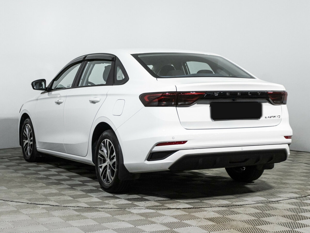 Джили Эмгранд б/у, 2023, Автоматическая. Фото: #6