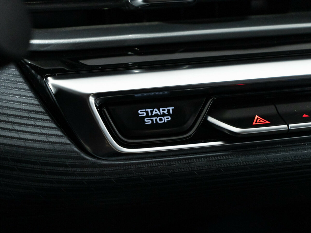 Джили Эмгранд б/у, 2023, Автоматическая. Фото: #16