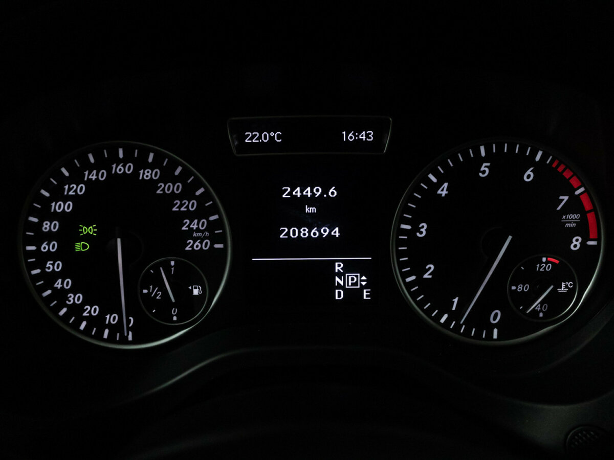 Mercedes-Benz A-Класс б/у, 2013, Роботизированная. Фото: #11