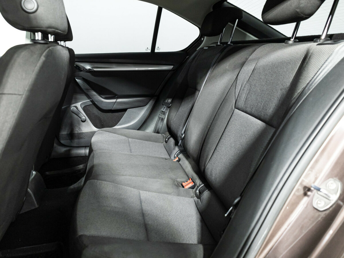 Skoda Octavia б/у, 2014, Механическая. Фото: #7