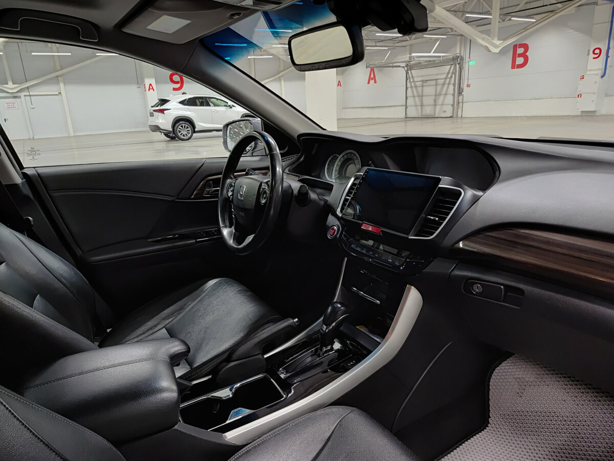 Honda Accord б/у, 2016, Вариатор. Фото: #10