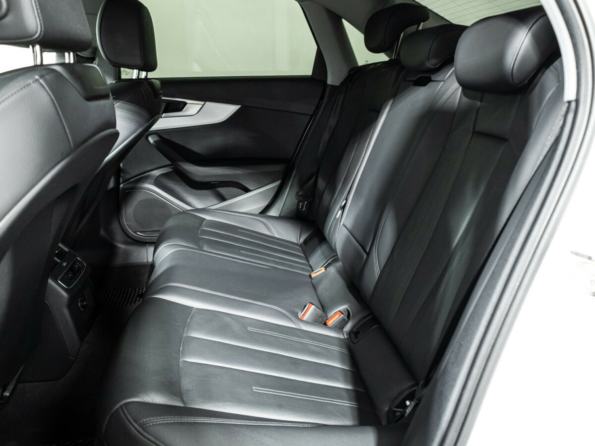 Audi A4 б/у, 2018, Роботизированная. Фото: #7